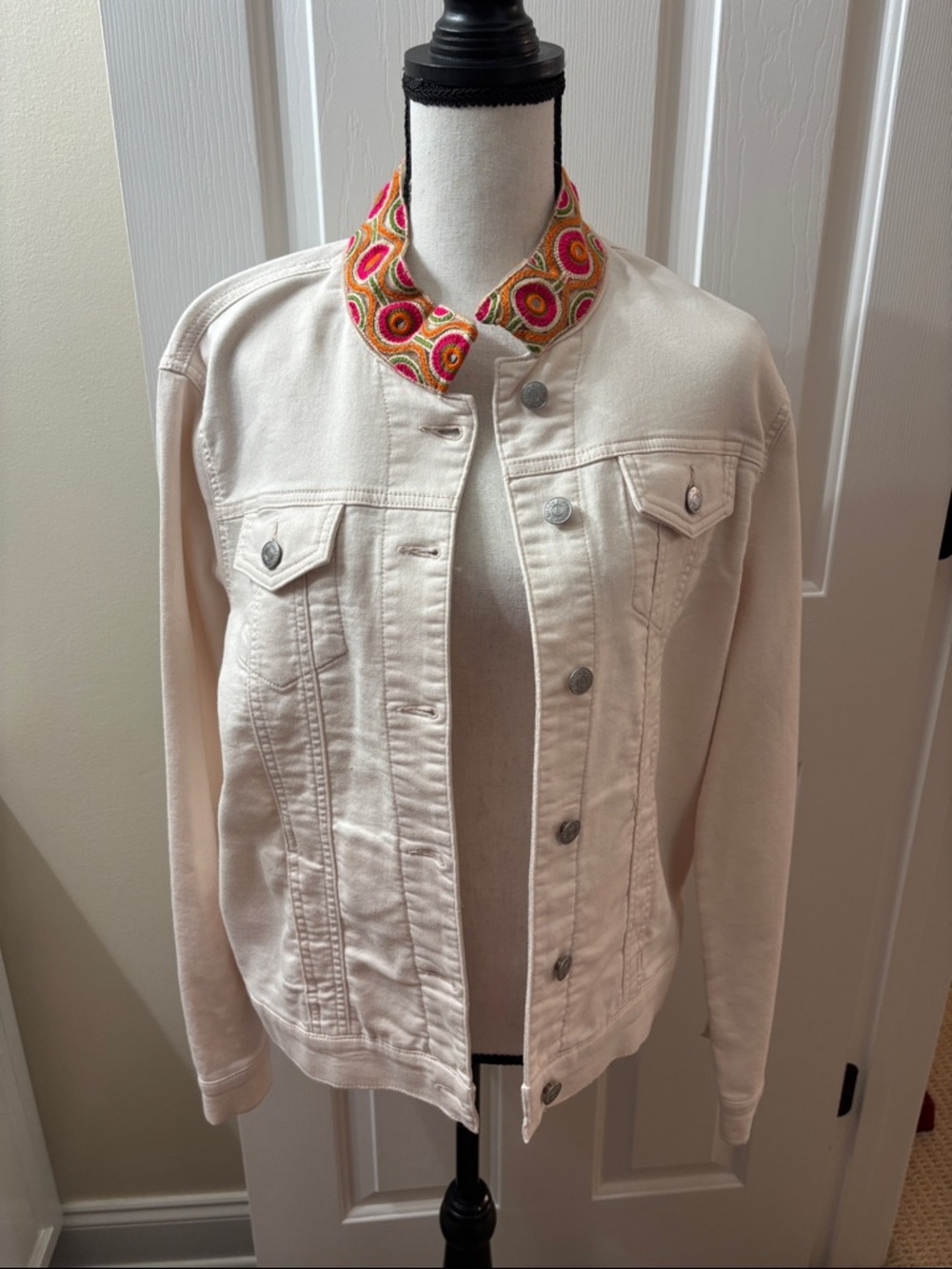 Decorative Jacket - Picture 2 of 11